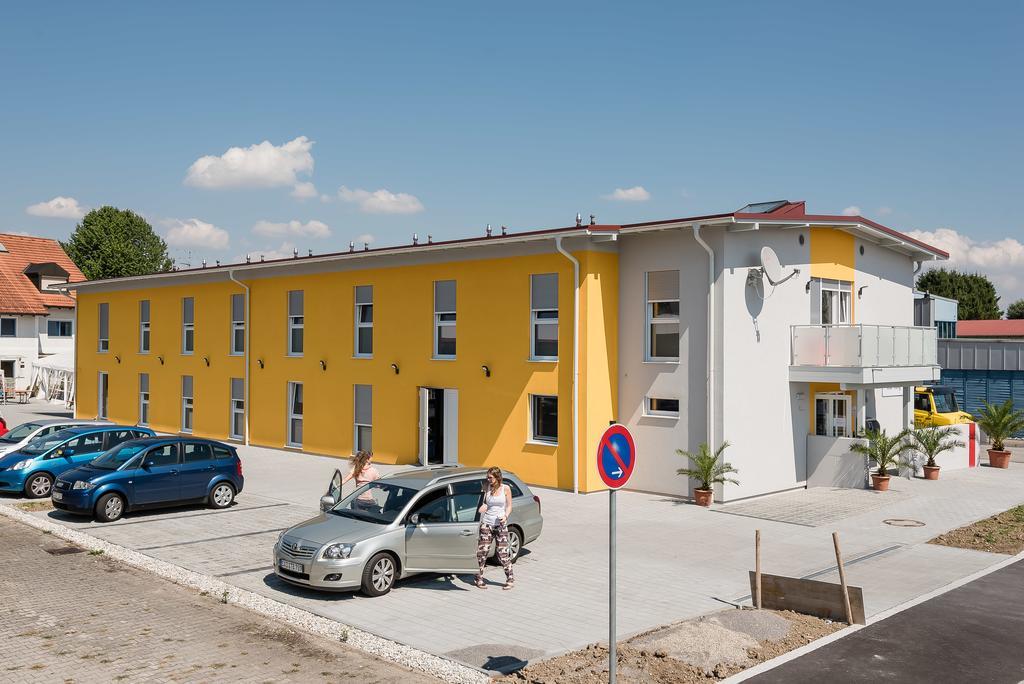 Fairsleep Motel Einstein Erding Kültér fotó