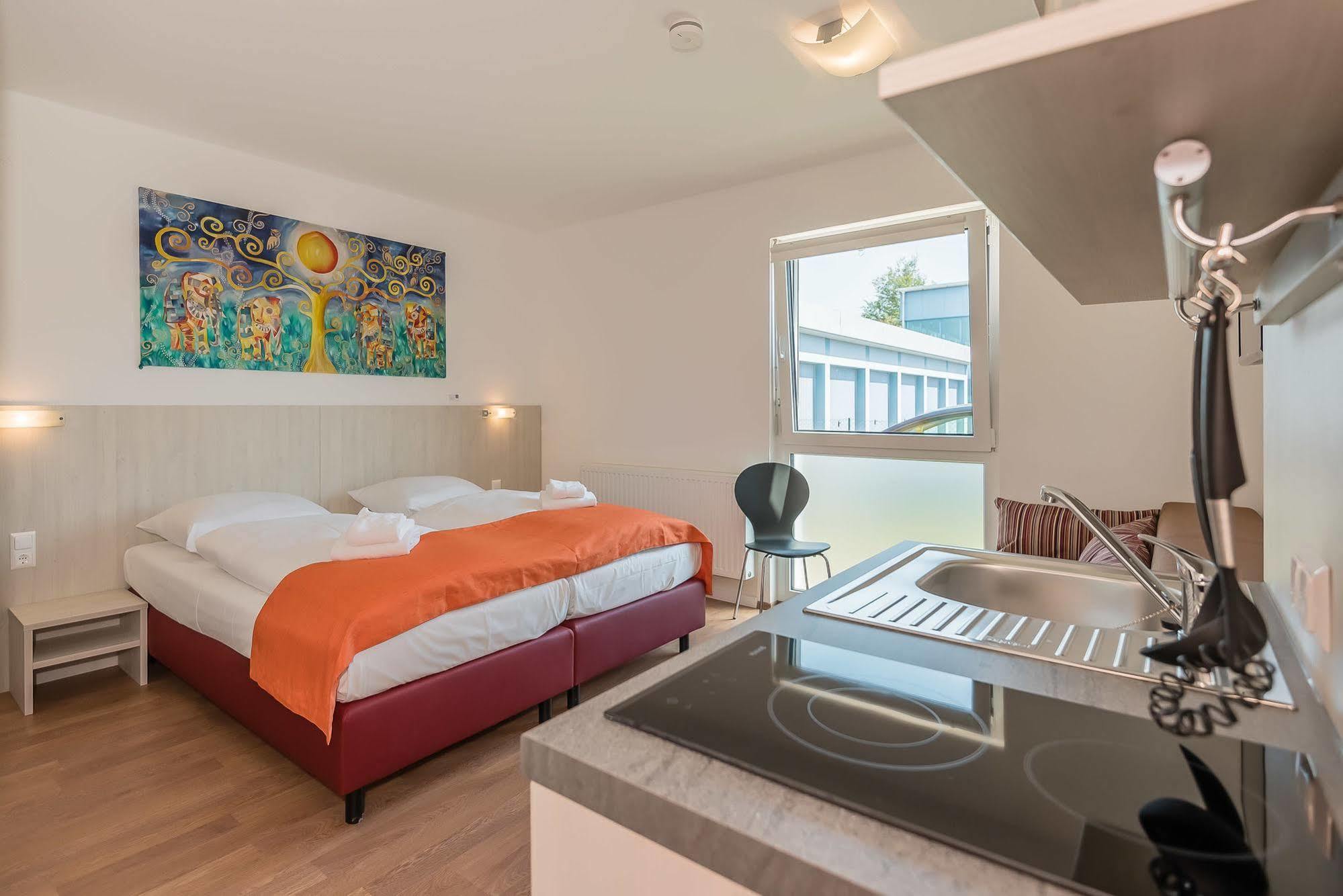 Fairsleep Motel Einstein Erding Kültér fotó